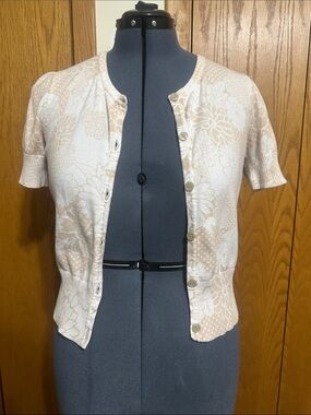 Van Heusen Short Sleeve Floral Cardigan in Cream and Beige